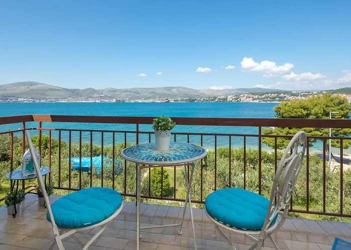 Beachfront 3*