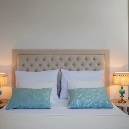 Beachfront 3*