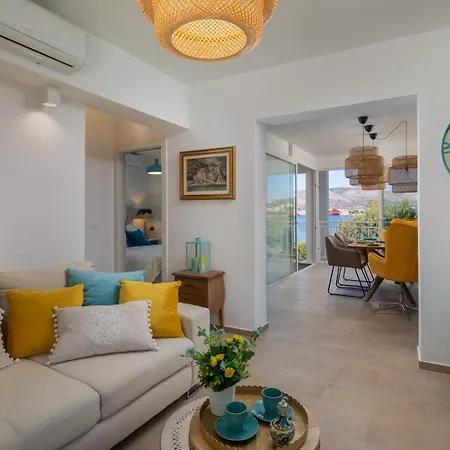 Beachfront 3*