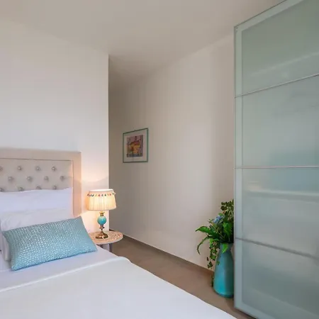 Pensjonat Beachfront 3*