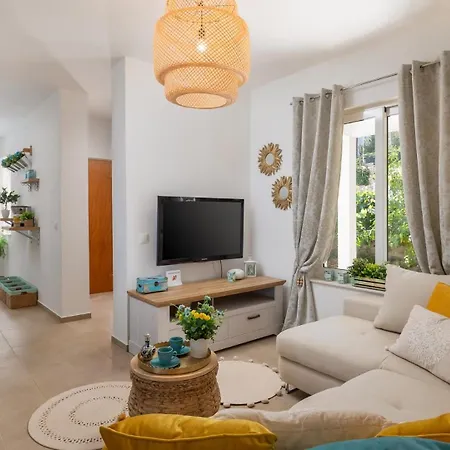 Beachfront Okrug Gornji